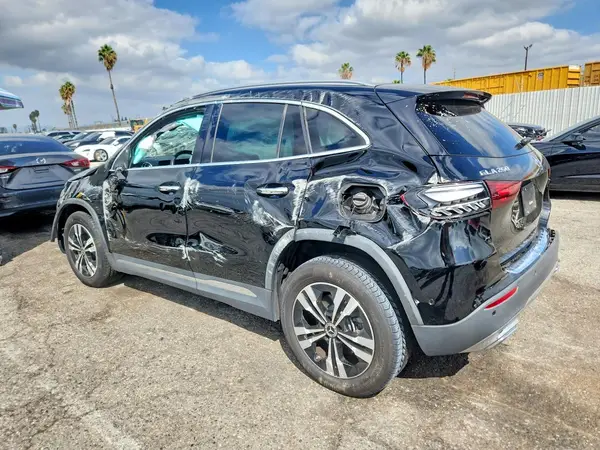 W1N4N4GB5SJ695454 — 2025 Mercedes-Benz GLA-Klasse, фото 2 с аукциона Copart, Опрокидывание
