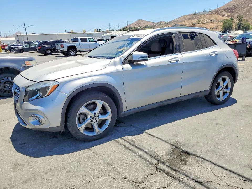 2018 Mercedes-Benz GLA VIN WDCTG4EB9JJ491829 фото 1
