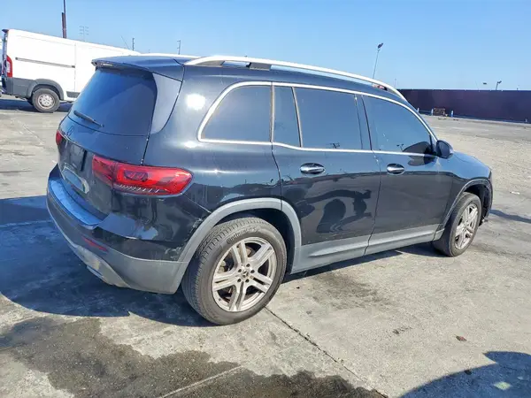 W1N4M4GB3LW022945 — 2020 Mercedes-Benz GLB, фото 3 с аукциона Copart, Передняя часть