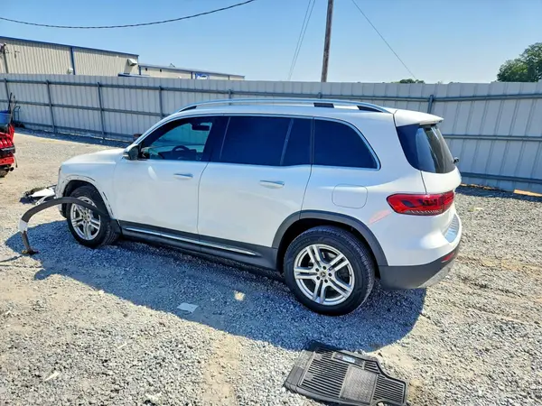 W1N4M4HBXMW125182 — 2021 Mercedes-Benz GLB, фото 2 с аукциона Copart, Передняя часть