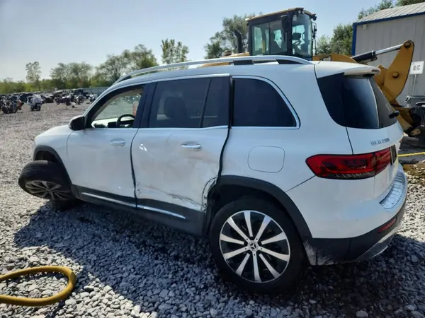 W1N4M4GB2MW105977 — 2021 Mercedes-Benz GLB, фото 2 с аукциона Copart, Боковая часть