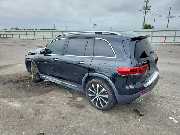 W1N4M4HBXMW092295 — 2021 Mercedes-Benz GLB, фото 2 с аукциона Copart, Передняя часть