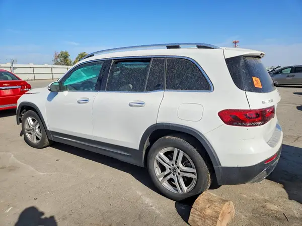 W1N4M4GB7NW247761 — 2022 Mercedes-Benz GLB, фото 2 с аукциона Copart, Передняя часть