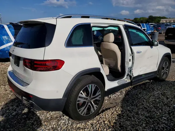 W1N4M4GB6RW375043 — 2024 Mercedes-Benz GLB, фото 3 с аукциона Copart 02.10.2026, Боковая часть