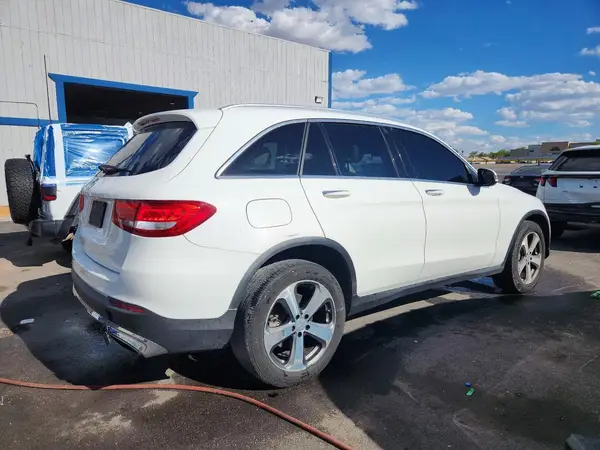 WDC0G4JBXGF031891 — 2016 Mercedes-Benz GLC, фото 3 с аукциона Copart 08.10.2026, Механические повреждения