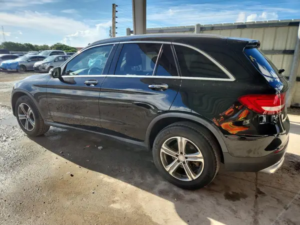 WDC0G4JB6GF056786 — 2016 Mercedes-Benz GLC, фото 2 с аукциона Copart 14.10.2026, Мелкие вмятины и царапины