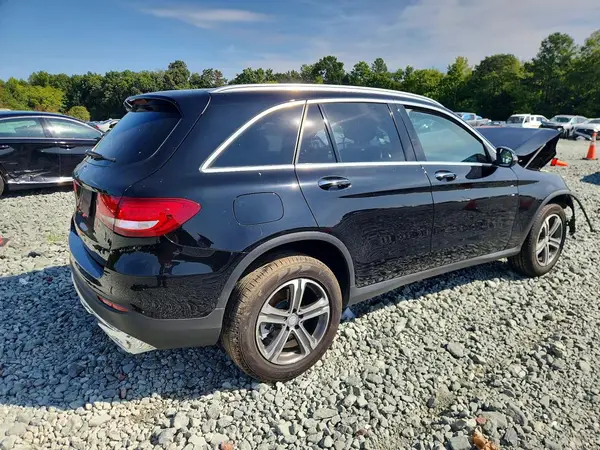 WDC0G4JB7HF220533 — 2017 Mercedes-Benz GLC, фото 3 с аукциона Copart, Передняя часть
