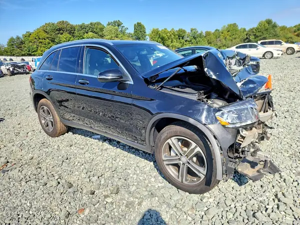 WDC0G4JB7HF220533 — 2017 Mercedes-Benz GLC, фото 4 с аукциона Copart, Передняя часть