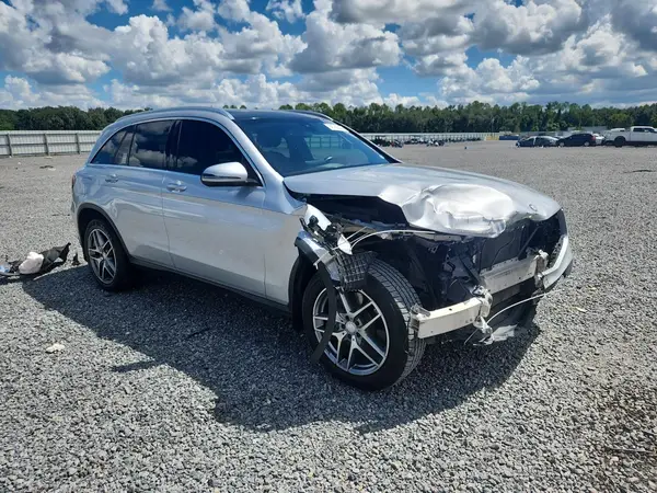 WDC0G4JB3HF191094 — 2017 Mercedes-Benz GLC, фото 4 с аукциона Copart, Передняя часть