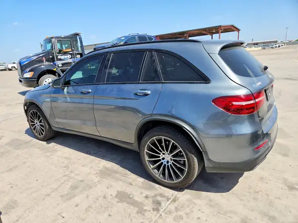 WDC0G6EB1HF172128 — 2017 Mercedes-Benz GLC, фото 2 с аукциона Copart, Передняя часть