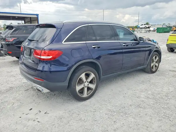 WDC0G4JB6HF190943 — 2017 Mercedes-Benz GLC, фото 3 с аукциона Copart 13.10.2026, Передняя часть