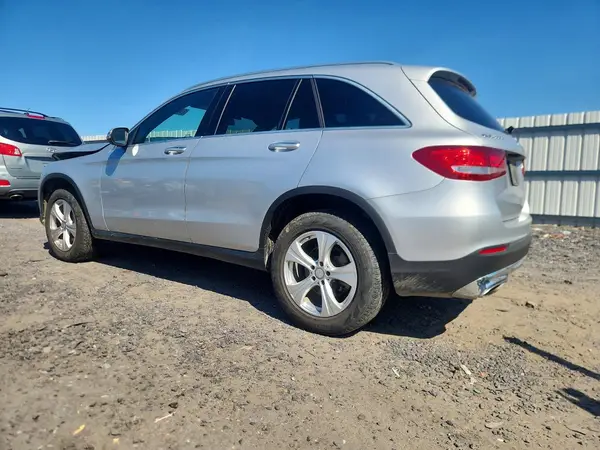 WDC0G4KB3HF134831 — 2017 Mercedes-Benz GLC, фото 2 с аукциона Copart 30.09.2026, Передняя часть