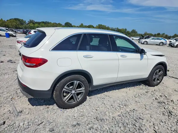 WDC0G4JBXHF141292 — 2017 Mercedes-Benz GLC, фото 3 с аукциона Copart, Передняя часть
