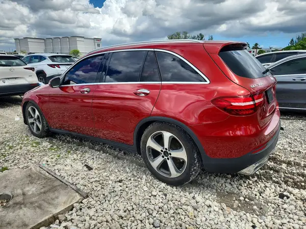 WDC0G4KB0HF121552 — 2017 Mercedes-Benz GLC, фото 2 с аукциона Copart, Задняя часть