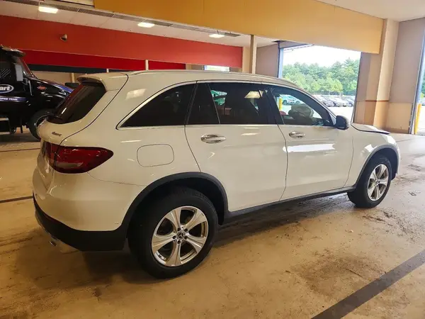 WDC0G4KB8JV028855 — 2018 Mercedes-Benz GLC, фото 3 с аукциона Copart 13.10.2026, Передняя часть