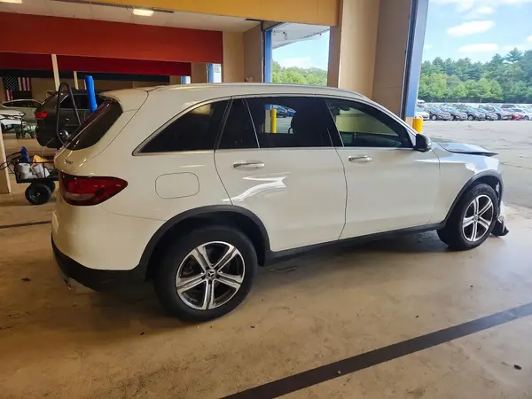 WDC0G4KB7JV022965 — 2018 Mercedes-Benz GLC, фото 3 с аукциона Copart 08.10.2026, Передняя часть
