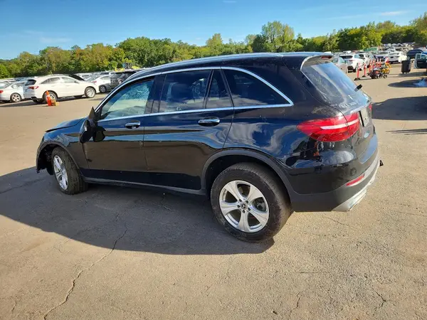 WDC0G4KB2JV107129 — 2018 Mercedes-Benz GLC, фото 2 с аукциона Copart, Передняя часть
