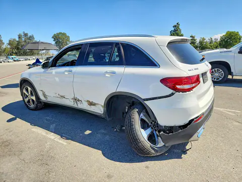 2018 Mercedes-Benz GLC VIN WDC0G4JB7JV098977 фото 2