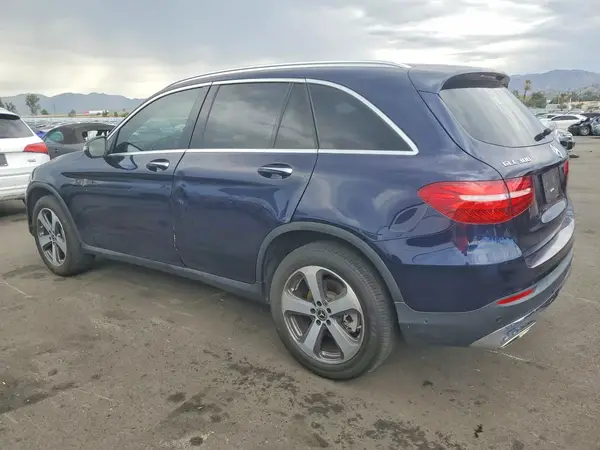 WDC0G4JB8KF576075 — 2019 Mercedes-Benz GLC, фото 2 с аукциона Copart, Боковая часть