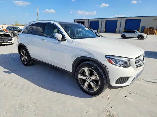 WDC0G4JB7KF574740 — 2019 Mercedes-Benz GLC, фото 4 с аукциона Copart, Боковая часть