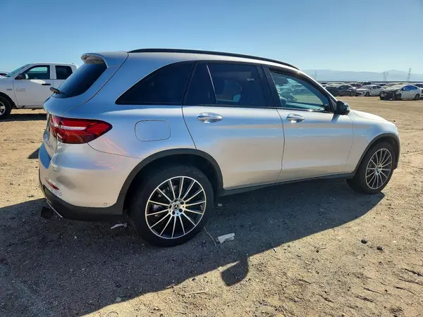 WDC0G4JB1KF660173 — 2019 Mercedes-Benz GLC, фото 3 с аукциона Copart, Передняя часть