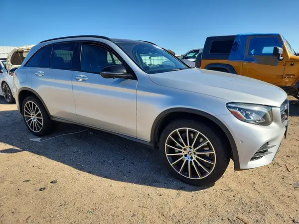 WDC0G4JB1KF660173 — 2019 Mercedes-Benz GLC, фото 4 с аукциона Copart, Передняя часть