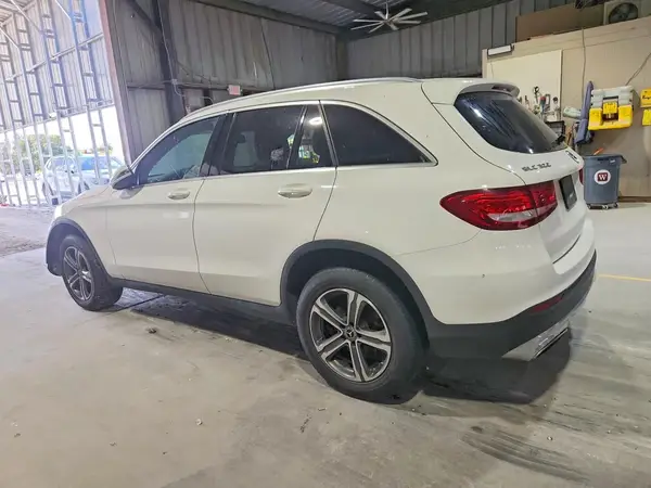 WDC0G4JB2KV186000 — 2019 Mercedes-Benz GLC, фото 2 с аукциона Copart, Передняя часть