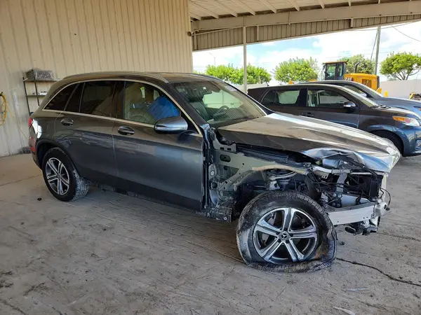 W1N0G8DBXLF863226 — 2020 Mercedes-Benz GLC, фото 4 с аукциона Copart 14.10.2026, Передняя часть