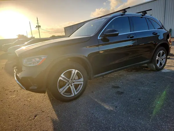 W1N0G8DB2LF771477 — 2020 Mercedes-Benz GLC, Передняя часть (Front End), фото до ремонта