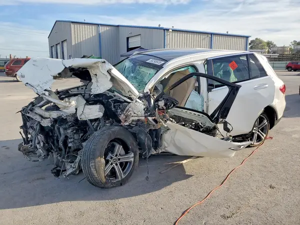 W1N0G8DB9MV303978 — 2021 Mercedes-Benz GLC, Передняя часть (Front End), фото до ремонта