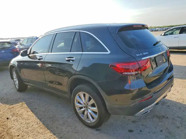 W1N0G8DB0MV280025 — 2021 Mercedes-Benz GLC, фото 2 с аукциона Copart, Град