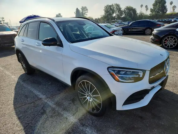 W1N0G8DB9MV287376 — 2021 Mercedes-Benz GLC, фото 4 с аукциона Copart, Боковая часть