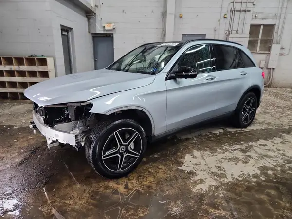 W1N0G8EB9NG079793 — 2022 Mercedes-Benz GLC, Передняя часть (Front End), фото до ремонта