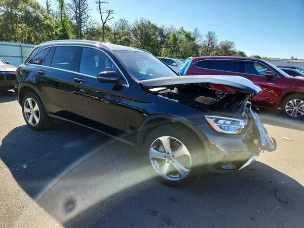 W1N0G8EB2NV396018 — 2022 Mercedes-Benz GLC, фото 4 с аукциона Copart, Передняя часть