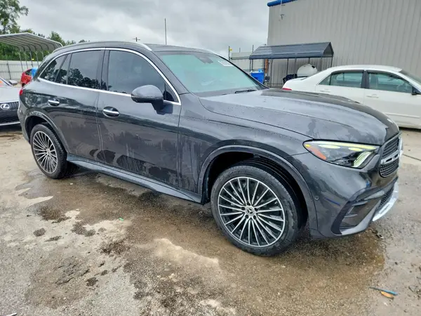 W1NKM4HB7PU022423 — 2023 Mercedes-Benz GLC, фото 4 с аукциона Copart, Передняя часть