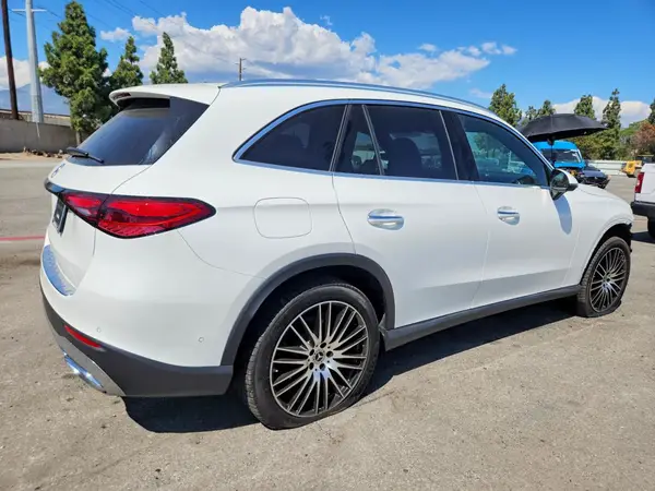 W1NKM4GB0SF407367 — 2025 Mercedes-Benz GLC, фото 3 с аукциона Copart, Передняя часть