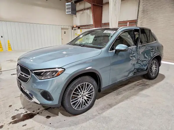 W1NKM4HB1TF508658 — 2026 Mercedes-Benz GLC, Боковая часть (Side), фото до ремонта