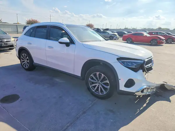W1NKM4HBXTF514197 — 2026 Mercedes-Benz GLC, фото 4 с аукциона Copart, Передняя часть