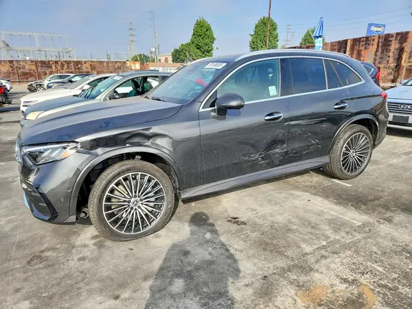 W1NKM4GB0TF628405 — 2026 Mercedes-Benz GLC, Передняя часть (Front End), фото до ремонта