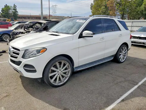 2016 Mercedes-Benz GLE VIN 4JGDA5JB8GA624611 фото 1