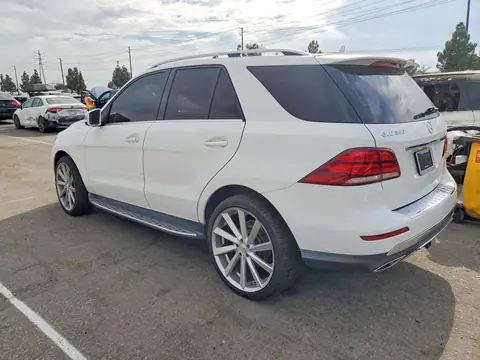2016 Mercedes-Benz GLE VIN 4JGDA5JB8GA624611 фото 2