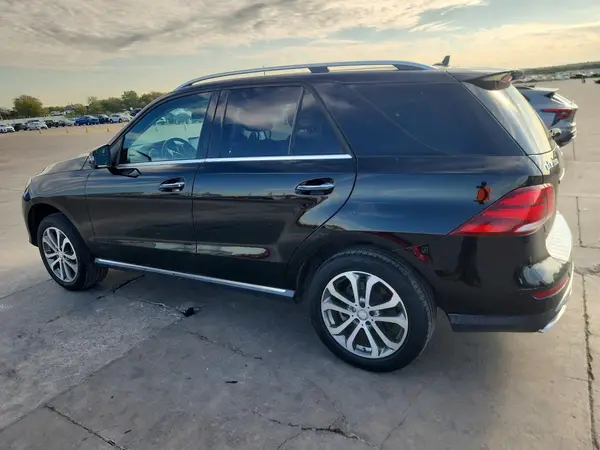 4JGDA5JB0GA712200 — 2016 Mercedes-Benz GLE, фото 2 с аукциона Copart 28.09.2026, Боковая часть