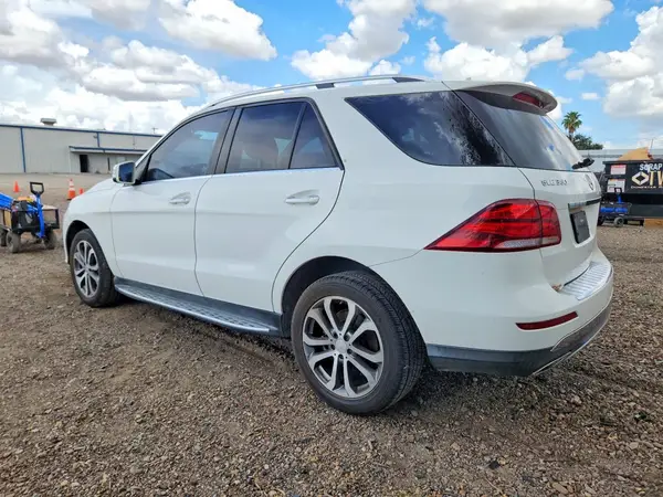 4JGDA5JB1GA784099 — 2016 Mercedes-Benz GLE, фото 2 с аукциона Copart 15.10.2026, Механические повреждения