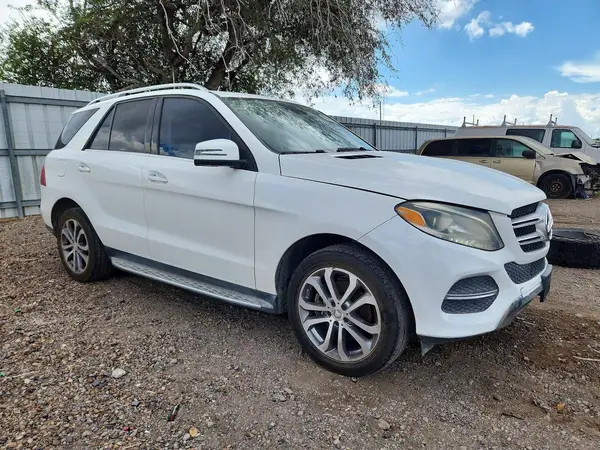 4JGDA5JB1GA784099 — 2016 Mercedes-Benz GLE, фото 4 с аукциона Copart 15.10.2026, Механические повреждения