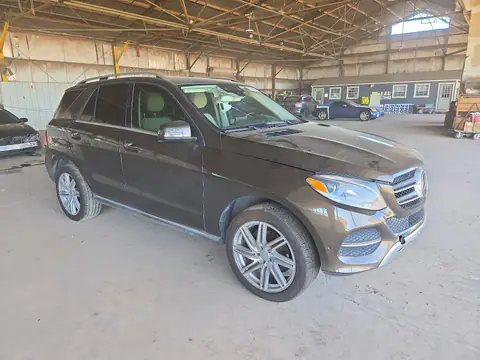 4JGDA5HB8GA634075 — 2016 Mercedes-Benz GLE, фото 4 с аукциона Copart 14.10.2026, Мелкие вмятины и царапины