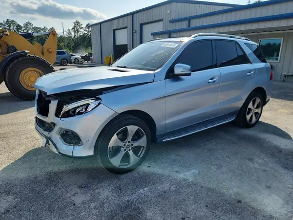 4JGDA5JB2HA944802 — 2017 Mercedes-Benz GLE, Передняя часть (Front End), фото до ремонта