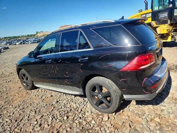 4JGDA5HB7HA857807 — 2017 Mercedes-Benz GLE, фото 2 с аукциона Copart 01.10.2026, Боковая часть