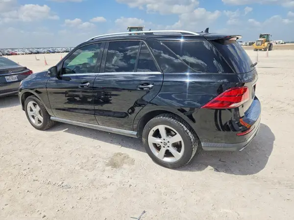 4JGDA5HB4HA950140 — 2017 Mercedes-Benz GLE, фото 2 с аукциона Copart, Боковая часть