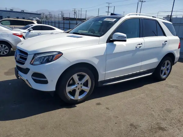 4JGDA5JB8HA813681 — 2017 Mercedes-Benz GLE, Передняя часть (Front End), фото до ремонта