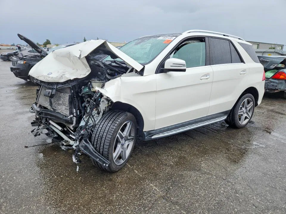 2017 Mercedes-Benz GLE VIN 4JGDA5GBXHA882928 фото 1